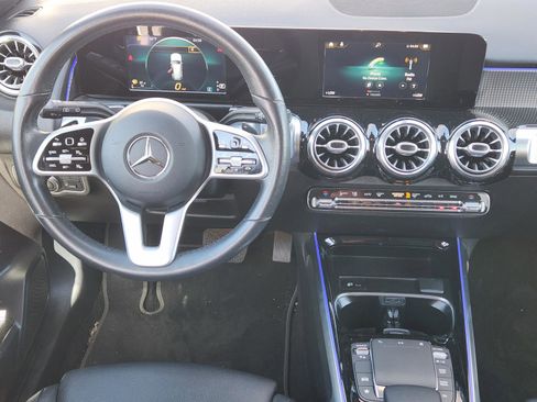 Certified 2021 Mercedes-Benz GLB 250 GLB 250 image 25