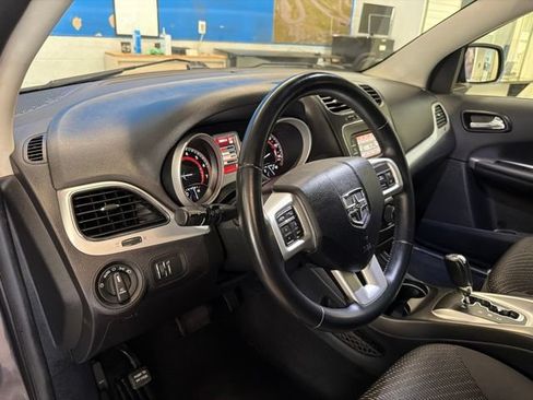 Used 2017 Dodge Journey Crossroad AWD/4WD image 11