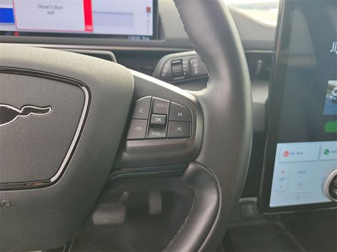 Used 2024 Ford Mustang Mach-E Select image 18