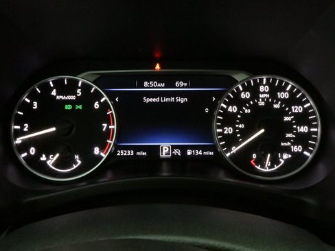 Used 2025 Nissan Sentra SV FWD image 25