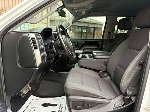 Used 2018 Chevrolet Silverado 1500 LT w/ All Star Edition image 18