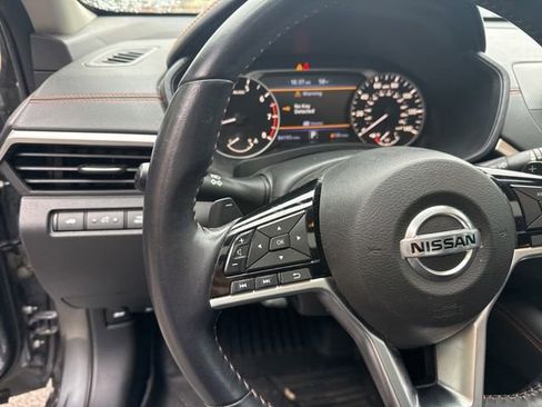 Used 2020 Nissan Altima 2.5 SR w/ Premium Package AWD/4WD image 17