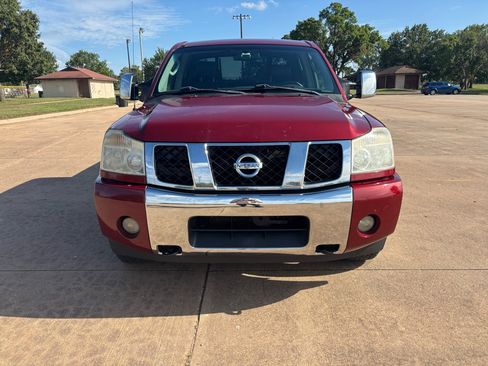 Used 2006 Nissan Titan LE w/ (T01) Tow Pkg image 5