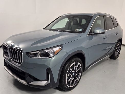 New 2026 BMW X1 xDrive28i w/ Convenience Package image 3