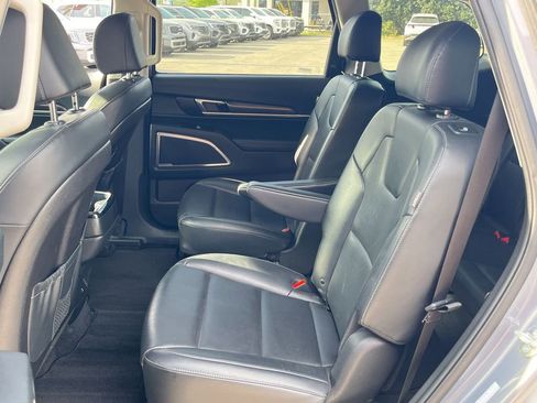 Used 2025 Kia Telluride S AWD/4WD image 27