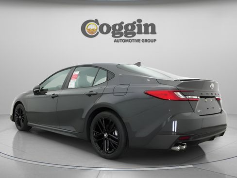 New 2026 Toyota Camry SE FWD image 10