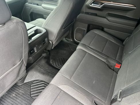 Used 2022 Chevrolet Silverado 1500 LT w/ Z71 Off-Road Package image 4