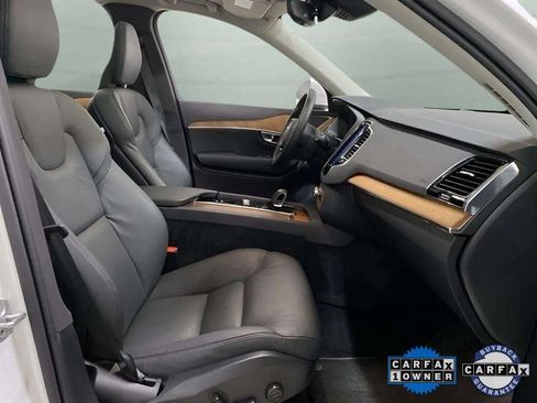 Used 2025 Volvo XC90 B6 Plus image 26