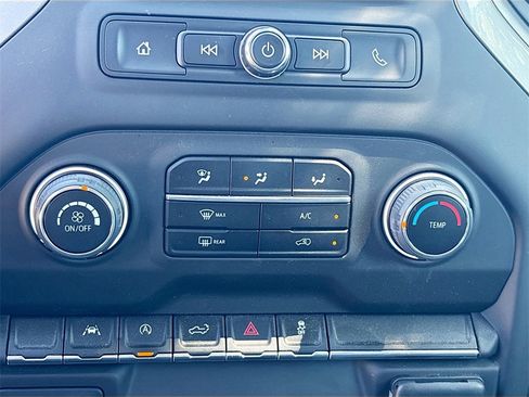 Used 2024 Chevrolet Silverado 1500 Custom image 16