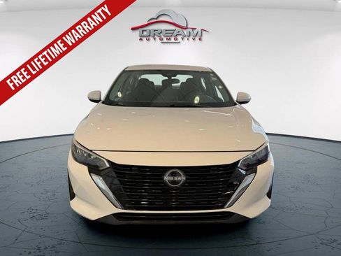 Used 2024 Nissan Sentra SV FWD image 3