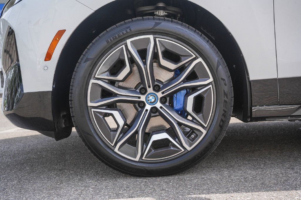 Certified 2024 BMW iX xDrive50 w/ Sport Package AWD/4WD image 9