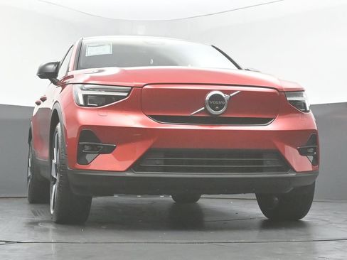 Used 2023 Volvo C40 P8 Recharge Ultimate AWD/4WD image 45