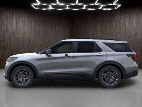 New 2026 Ford Explorer ST-Line w/ ST-Line Street Pack AWD/4WD image 3