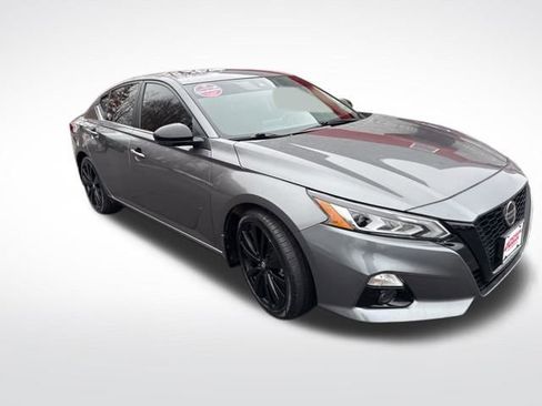 Used 2022 Nissan Altima 2.5 SR w/ Midnight Edition Package image 7