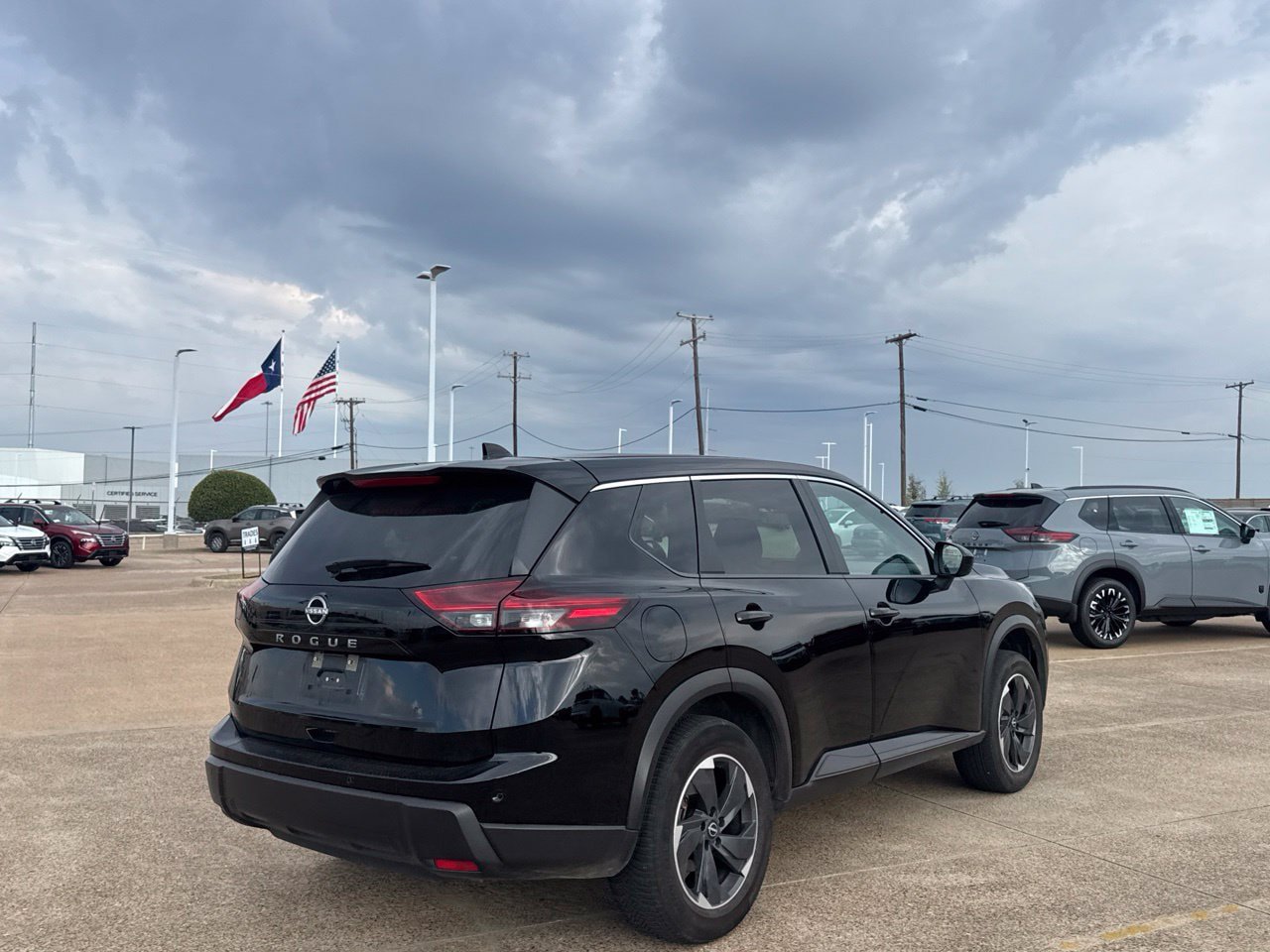 Certified 2025 Nissan Rogue SV FWD image 23