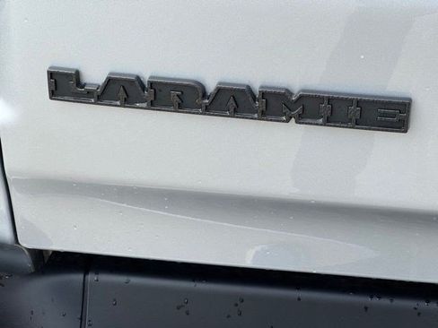 New 2026 RAM 1500 Laramie AWD/4WD image 37