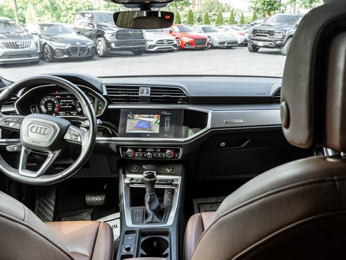 Used 2022 Audi Q3 2.0T Premium AWD/4WD image 8