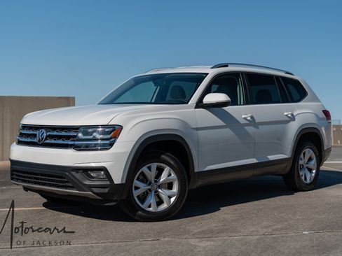 Used 2019 Volkswagen Atlas SE w/ Towing Package image 2