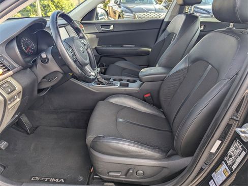 Used 2018 Kia Optima S image 18