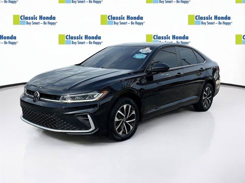 Used 2025 Volkswagen Jetta S FWD image 3