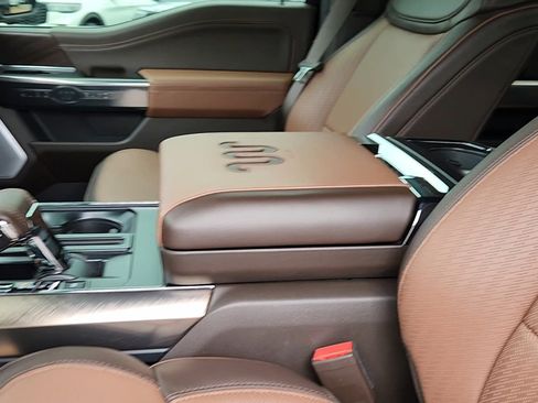 Used 2025 Ford F150 King Ranch w/ FX4 Off-Road Package AWD/4WD image 32