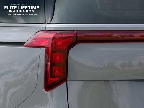 New 2026 Kia Carnival SX FWD image 12