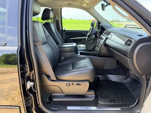 Used 2013 Chevrolet Silverado 1500 LTZ w/ LTZ Plus Package AWD/4WD image 18