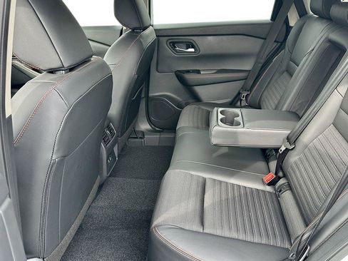 New 2026 Nissan Rogue SV AWD/4WD image 27