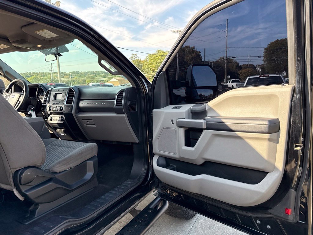 Used 2018 Ford F250 XLT AWD/4WD image 38