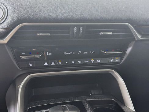 Used 2024 MAZDA CX-90 Plug-In Hybrid w/ Premium Pkg AWD/4WD image 23