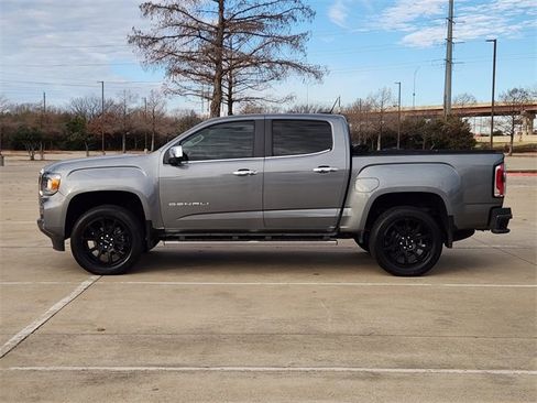 Used 2022 GMC Canyon Denali image 4