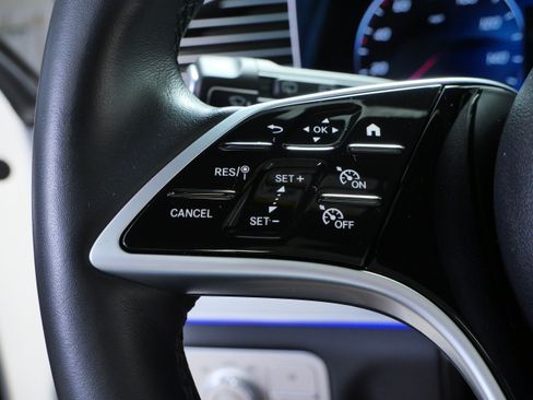 Certified 2025 Mercedes-Benz GLE 450e 4MATIC w/ AMG Line Exterior image 24