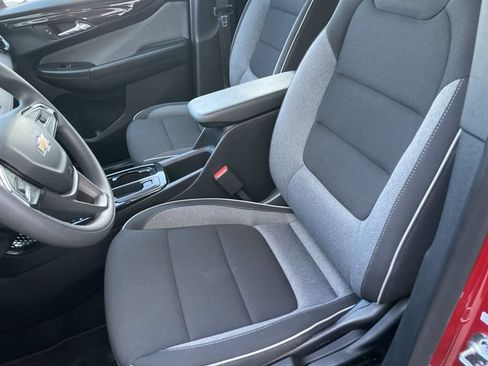 Used 2026 Chevrolet TrailBlazer LS AWD/4WD image 11