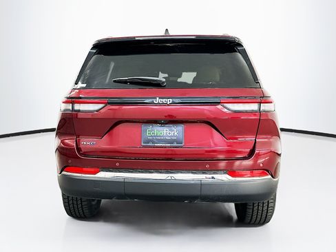 Used 2023 Jeep Grand Cherokee 4WD 4xe image 7