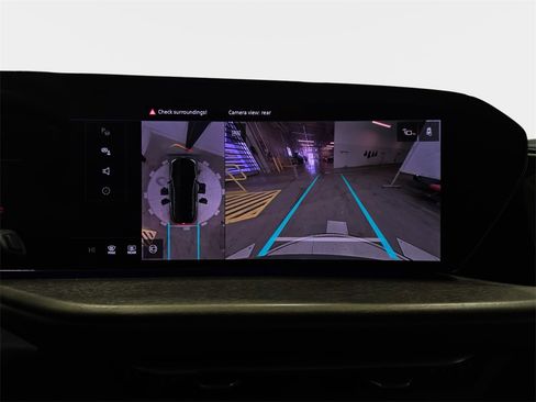 Used 2025 Audi Q5 Premium Plus w/ Premium Plus image 24