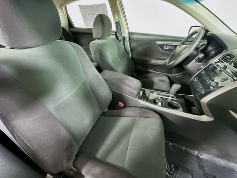 Used 2013 Nissan Altima 2.5 S FWD image 32
