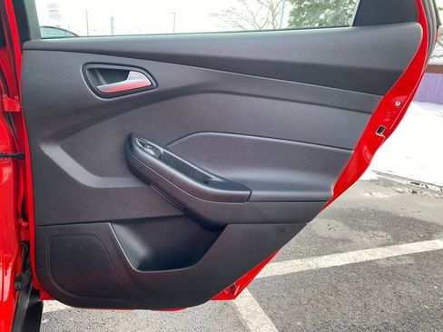 Used 2017 Ford Focus SE image 13