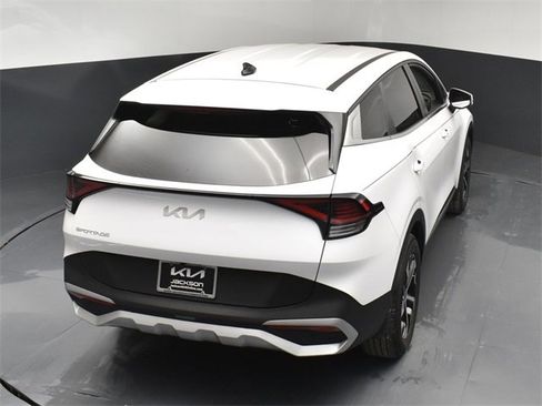 Certified 2025 Kia Sportage EX image 47