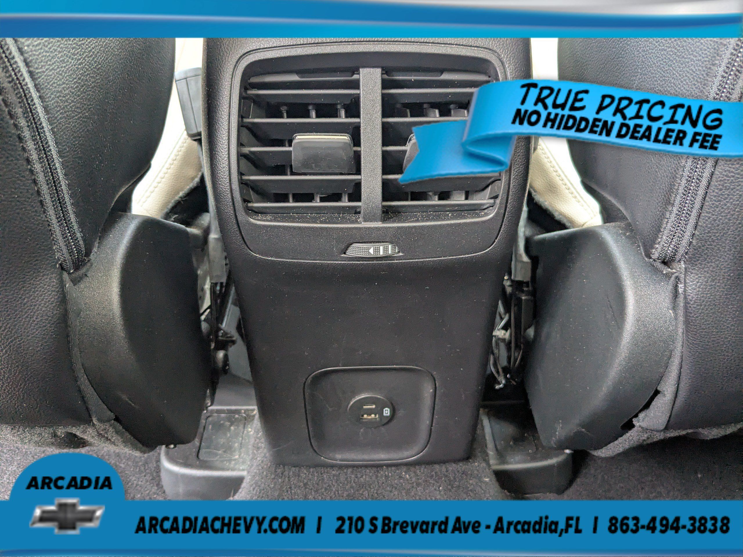 Used 2022 Ford Escape SEL w/ Technology Package FWD image 15