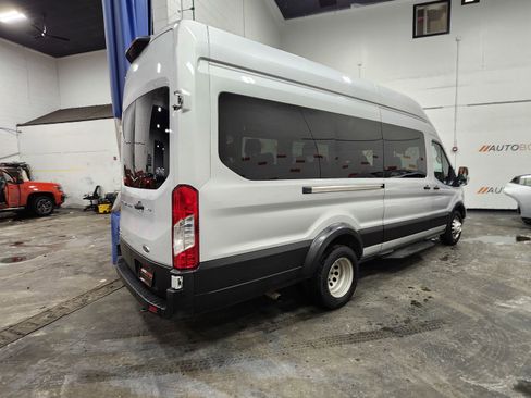 Used 2022 Ford Transit 350 XLT image 16