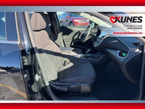 Used 2023 Chevrolet Malibu LT image 19