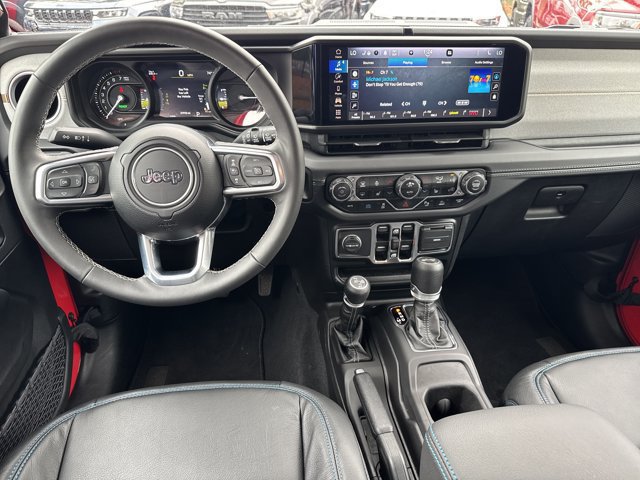 Certified 2025 Jeep Wrangler Unlimited Sahara w/ Safety Group AWD/4WD image 26
