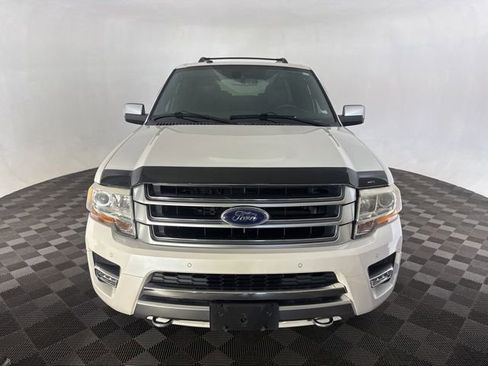 Used 2017 Ford Expedition Max Platinum AWD/4WD image 3