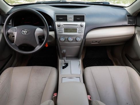 Used 2010 Toyota Camry LE FWD image 2