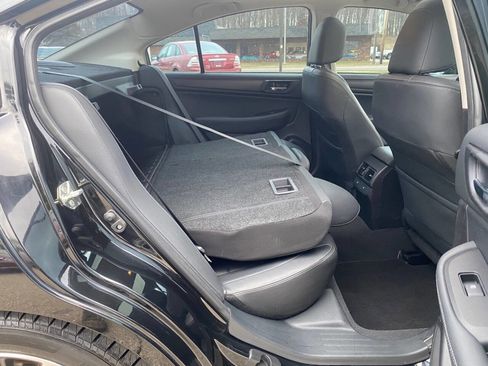 Used 2017 Subaru Legacy 2.5i Limited image 44