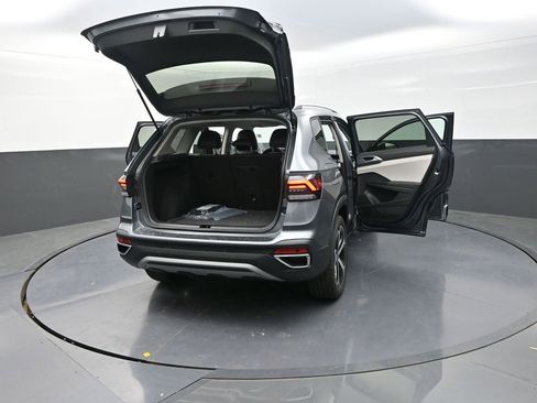 New 2025 Volkswagen Taos SEL image 32