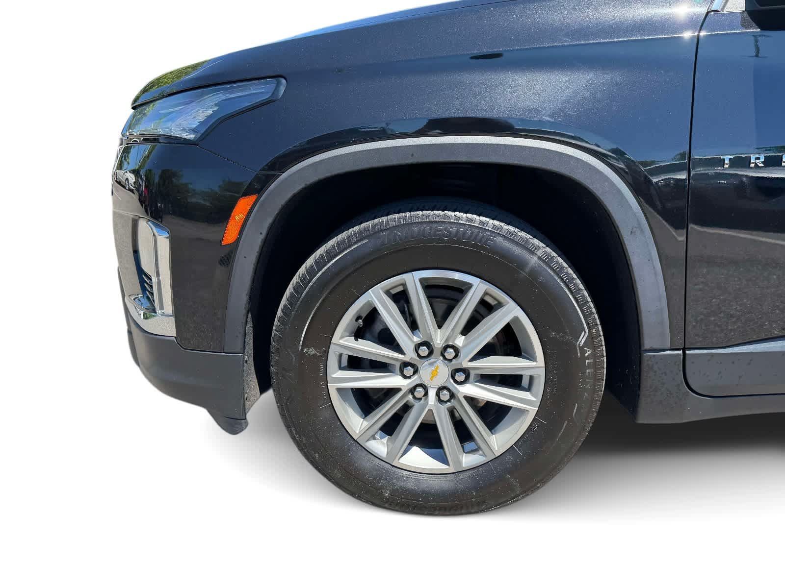 Used 2023 Chevrolet Traverse LT AWD/4WD image 7
