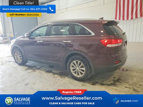 Used 2018 Kia Sorento FWD image 3