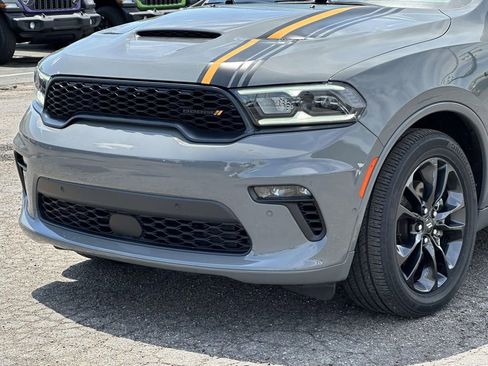 Used 2022 Dodge Durango R/T w/ Hemi Orange Plus Package AWD/4WD image 8