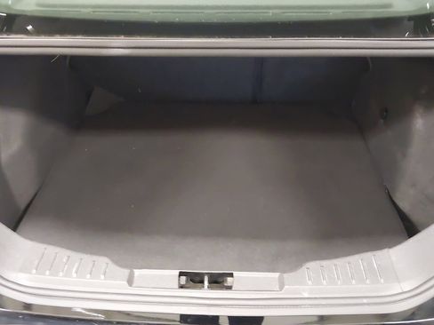 Used 2018 Ford Focus SE FWD image 27